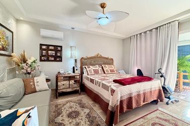 Apartamento &agrave; venda - 176m&sup2; - Meia Praia