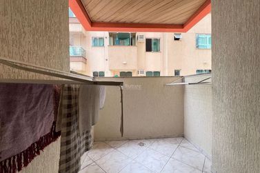 Apartamento &agrave; venda - 146m&sup2; - Meia Praia