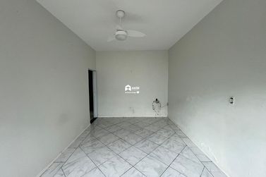 Casa para alugar - 252m&sup2; - Municipios