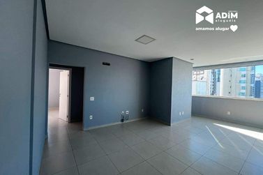Apartamento para alugar - 153m&sup2; - Centro