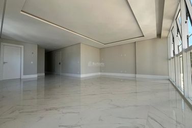 Apartamento &agrave; venda - 150m&sup2; - Pioneiros