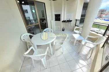 Apartamento &agrave; venda - 137m&sup2; - Meia Praia