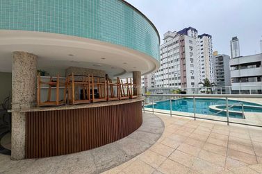 Apartamento &agrave; venda - 139m&sup2; - Centro
