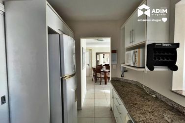 Apartamento para alugar - 111m&sup2; - Centro