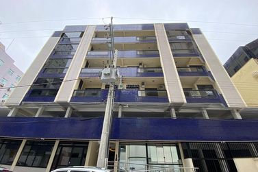 Apartamento &agrave; venda - 110m&sup2; - Meia Praia