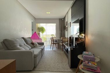 Apartamento &agrave; venda - 82m&sup2; - Meia Praia