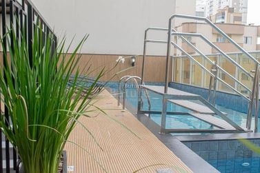 Apartamento &agrave; venda - Meia Praia