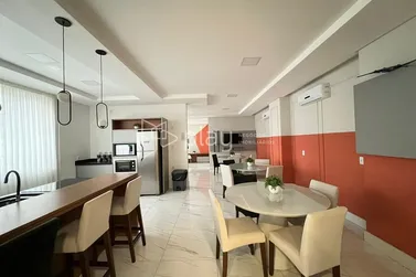 Apartamento &agrave; venda - 80m&sup2; - Pereque