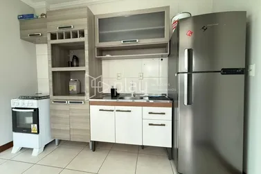 Apartamento &agrave; venda - 100m&sup2; - Meia Praia
