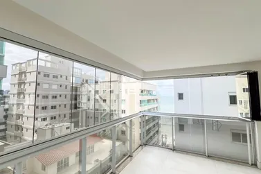 Apartamento &agrave; venda - 164m&sup2; - Meia Praia