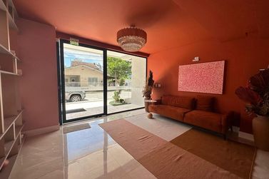 Apartamento &agrave; venda - 200m&sup2; - Meia Praia