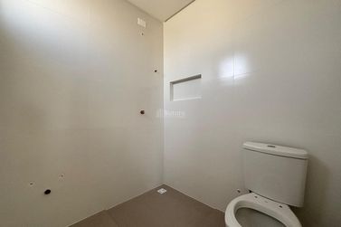 Apartamento &agrave; venda - 130m&sup2; - Meia Praia