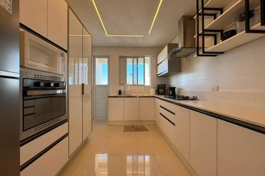 Apartamento &agrave; venda - 139m&sup2; - Centro