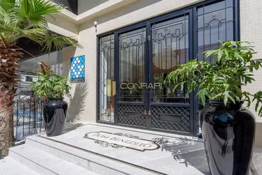 Apartamento &agrave; venda - 138m&sup2; - Meia Praia