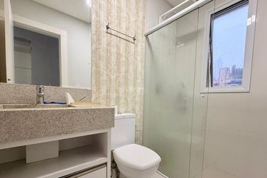 Apartamento &agrave; venda - 170m&sup2; - Meia Praia