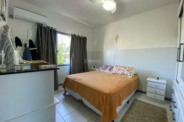 Casa &agrave; venda - 100m&sup2; - 