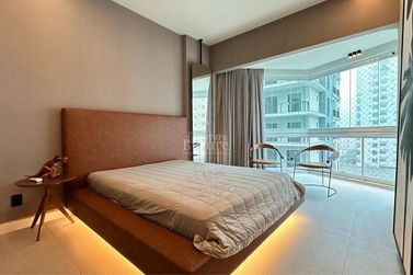 Apartamento &agrave; venda - 400m&sup2; - Meia Praia