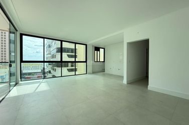 Apartamento &agrave; venda - 144m&sup2; - Andorinha