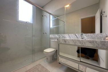 Apartamento &agrave; venda - 294m&sup2; - Meia Praia