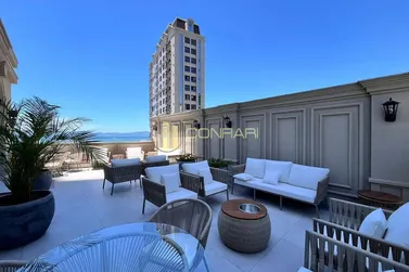 Apartamento &agrave; venda - 143m&sup2; - centro