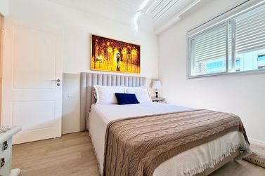 Apartamento &agrave; venda - 170m&sup2; - Centro