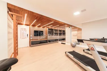 Apartamento &agrave; venda - 140m&sup2; - Meia Praia