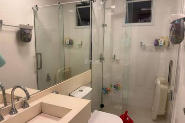Apartamento &agrave; venda - 380m&sup2; - Centro