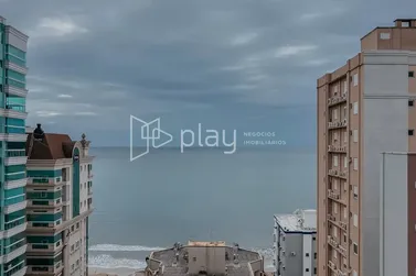 Apartamento &agrave; venda - 157m&sup2; - Meia Praia