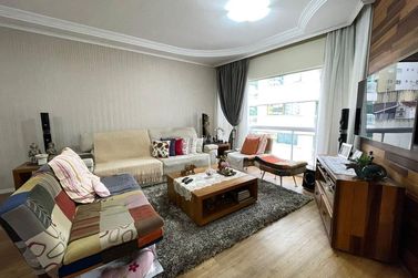 Apartamento &agrave; venda - 129m&sup2; - Andorinha