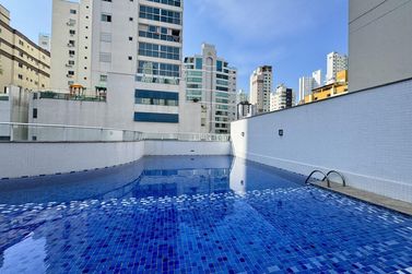 Apartamento &agrave; venda - 10472m&sup2; - Pioneiros