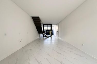 Casa &agrave; venda - 105m&sup2; - Morretes