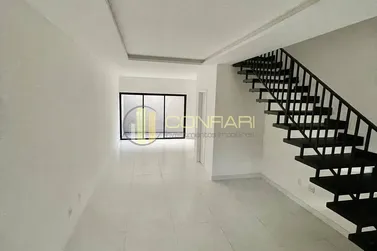 Sobrado &agrave; venda - 86m&sup2; - V&aacute;rzea