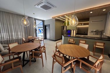 Apartamento &agrave; venda - 206m&sup2; - Meia Praia
