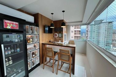 Apartamento &agrave; venda - Meia Praia