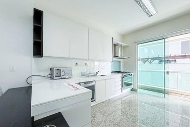 Apartamento &agrave; venda - Meia Praia