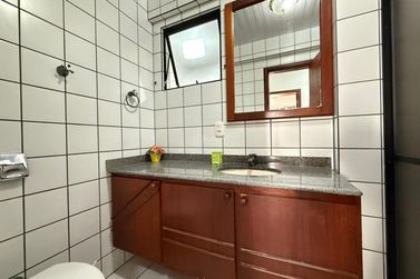 Apartamento &agrave; venda - 120m&sup2; - Centro