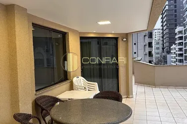 Apartamento para alugar - 98m&sup2; - meia praia