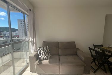 Apartamento para alugar - 55m&sup2; - Centro