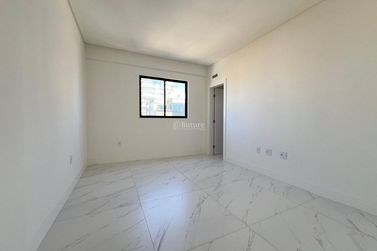 Apartamento &agrave; venda - 129m&sup2; - Meia Praia