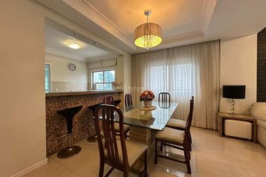 Apartamento &agrave; venda - 120m&sup2; - Centro