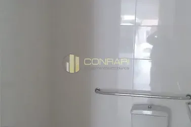 Sala Comercial &agrave; venda - 81m&sup2; - Meia Praia