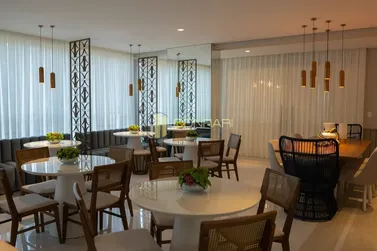 Apartamento &agrave; venda - 127m&sup2; - Meia Praia