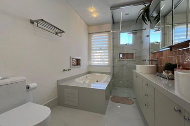 Apartamento &agrave; venda - 305m&sup2; - Meia Praia
