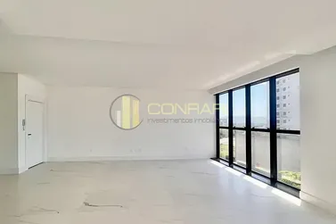 Apartamento &agrave; venda - 127m&sup2; - Meia Praia