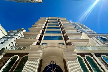 Apartamento &agrave; venda - 115m&sup2; - Centro
