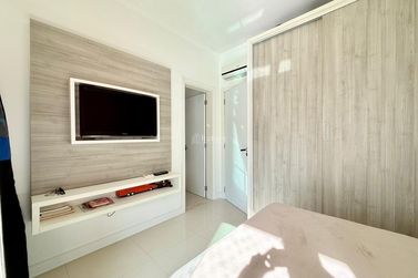 Apartamento &agrave; venda - 150m&sup2; - Meia Praia