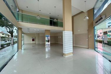 Sala Comercial para alugar - 207m&sup2; - Centro
