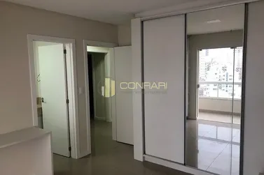 Apartamento &agrave; venda - 145m&sup2; - Meia Praia