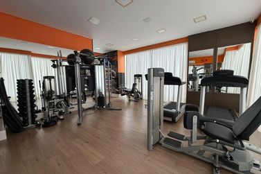 Apartamento &agrave; venda - 125m&sup2; - Meia Praia