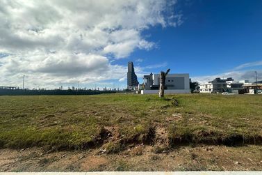 Terreno &agrave; venda - 3602m&sup2; - Jardim Dourado